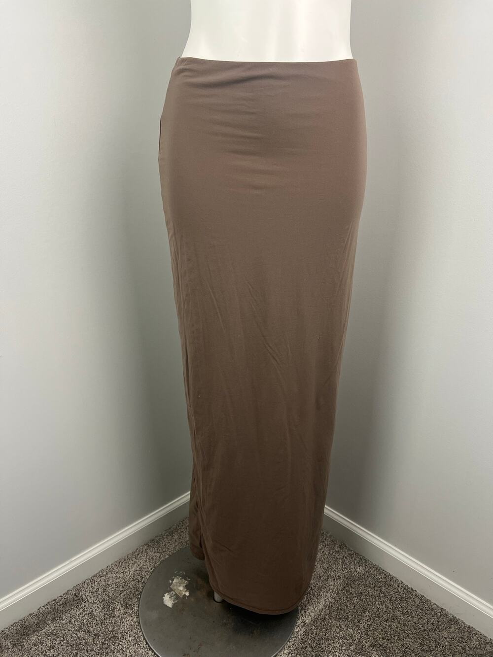 Skims Fits Every Body Fitted Maxi Skirt in Umber Large